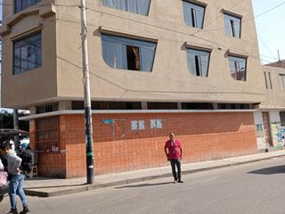 Foto 1 de ¡ATENCIÓN INVERSIONISTAS Y EMPRENDEDORES! ¡OCASIÓN ÚNICA EN HUACHO!