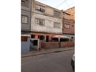 Foto 2 de Venta De Edificio Residencial En El Rimac