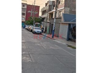 Foto 4 de Venta De Edificio Residencial En El Rimac
