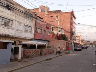 Foto 5 de Venta De Edificio Residencial En El Rimac