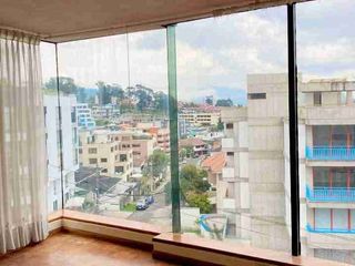 Foto 1 de Arriendo Departamento Quito Tennis, Mariano Echeverría y Brasil