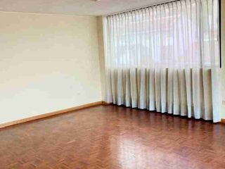 Foto 2 de Arriendo Departamento Quito Tennis, Mariano Echeverría y Brasil