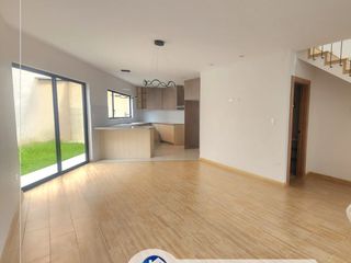 Foto 7 de Rento 2 Casas por estrenar en Cuenca sector Las pencas – 3 dormitorios, 2 garajes, jardín.