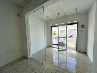 Foto 1 de Local en Alquiler en la Alborada,  Avenida Principal, 1 Baño, Norte de Guayaquil.