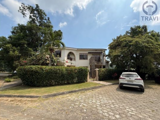 Foto 18 de VENTA CASA EN URB. LAGO CAPEIRA -NORTE DE GUAYAQUIL