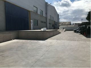 Foto 5 de Bodega en Alquiler/ 745 Metros/ Sector Calderon/ Quito norte