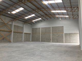 Foto 7 de Bodega en Alquiler/ 745 Metros/ Sector Calderon/ Quito norte