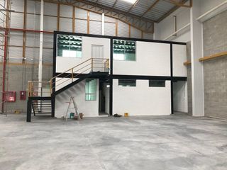 Foto 8 de Bodega en Alquiler/ 745 Metros/ Sector Calderon/ Quito norte