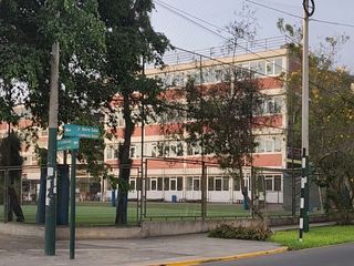 Foto 10 de Alquiler de Local en Surco.