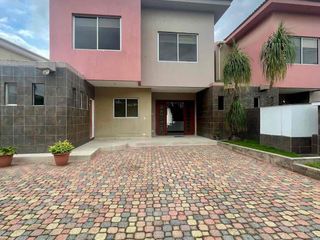 Foto 7 de LAGUNA CLUB, KN 12,5 vía a la costa , alquilo / vendo Casa Al lago , 3 dormitorios, $450.000/ $2500