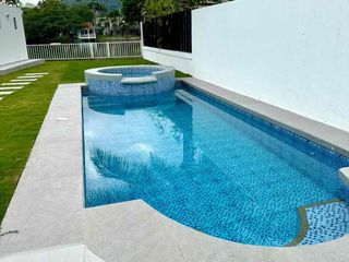 Foto 11 de LAGUNA CLUB, KN 12,5 vía a la costa , alquilo / vendo Casa Al lago , 3 dormitorios, $450.000/ $2500