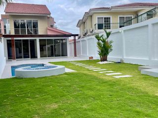 Foto 14 de LAGUNA CLUB, KN 12,5 vía a la costa , alquilo / vendo Casa Al lago , 3 dormitorios, $450.000/ $2500