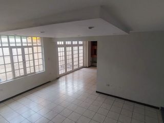 Foto 11 de HERMOSA CASA EN ALQUILER EN AV. ANDRÉS AVELINO CÁCERES