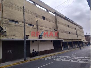 Foto 3 de Local Comercial Almacén en Venta - 750 m² en Pleno Cercado de Lima
