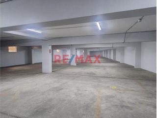 Foto 5 de Local Comercial Almacén en Venta - 750 m² en Pleno Cercado de Lima