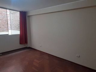 Foto 6 de ¡Vendo casa espaciosa y segura en ubicación privilegiada!