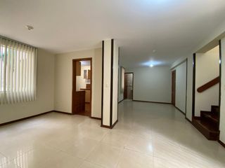 Foto 1 de Departamento alquiler San Luis de California 2 piso