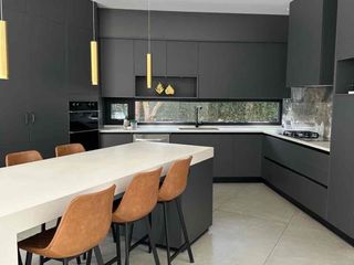 Foto 6 de Venta casa moderna de 1 sola planta en Puembo