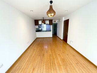 Foto 4 de ALQUILO Departamento en MIRAFLORES 4 Habitaciones 3 Baños 2 Estacionamientos 140m2