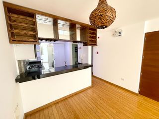 Foto 5 de ALQUILO Departamento en MIRAFLORES 4 Habitaciones 3 Baños 2 Estacionamientos 140m2