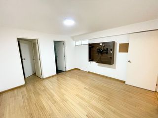 Foto 19 de ALQUILO Departamento en MIRAFLORES 4 Habitaciones 3 Baños 2 Estacionamientos 140m2