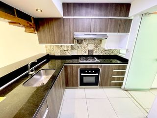 Foto 7 de ALQUILO Departamento en MIRAFLORES 4 Habitaciones 3 Baños 2 Estacionamientos 140m2