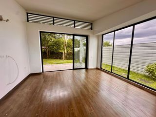 Foto 10 de SE RENTA LUJOSA CASA CAMPESTRE - VIA EL CAIMO