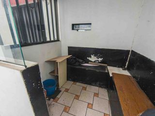 Foto 10 de Venta De Local Comercial En Lince