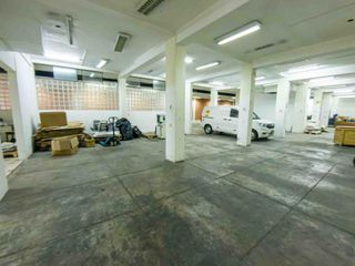 Foto 13 de Venta De Local Comercial En Lince