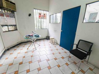 Foto 17 de Venta De Local Comercial En Lince