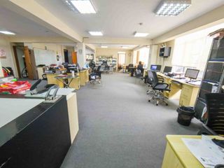 Foto 23 de Venta De Local Comercial En Lince