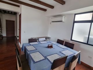 Foto 5 de Departamento Amoblado en Alquiler Lomas de Urdesa, 4 Habitaciones, 3 Baños