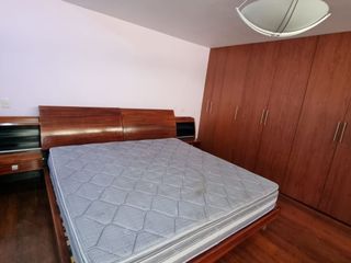 Foto 7 de Departamento Amoblado en Alquiler Lomas de Urdesa, 4 Habitaciones, 3 Baños