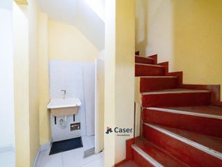 Foto 4 de En Venta LOCAL para tienda o almacén en Mesa Redonda, JR INAMBARI- Cercado de Lima