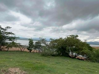 Foto 7 de lotes a Borde de la Represa de Betania