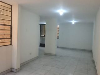 Foto 3 de ¡ALQUILER DE LOCAL COMERCIAL BIEN UBICADO EN CARABAYLLO EN SEGUNDO PISO!