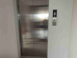 Foto 11 de Arriendo Departamento Moderno, 3 Habitaciones, 200m2, No Amoblado, Linda Vista, Edificio Seguro, Ascensor