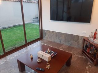 Foto 4 de CASA EN VENTA 4 DORMITORIOS URB. SAN JOSÉ DEL VALLE CONOCOTO