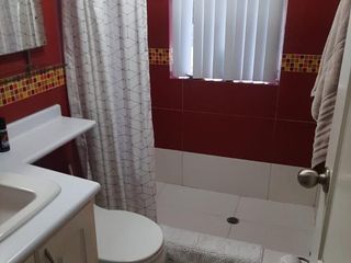 Foto 18 de CASA EN VENTA 4 DORMITORIOS URB. SAN JOSÉ DEL VALLE CONOCOTO