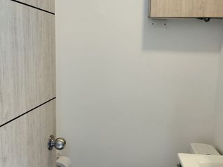 Foto 1 de ARRIENDO APARTAESTUDIO AMOBLADO CON ADMON E INTERNET EN EL CENTRO DE BOGOTA