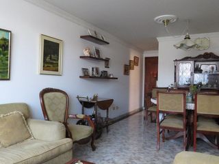 Foto 2 de VENDO APARTAMENTO EN PONTEVEDRA