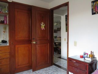 Foto 10 de VENDO APARTAMENTO EN PONTEVEDRA