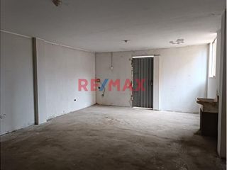 Foto 6 de 1143734 📍 Oportunidad En Comas: Casa Frente A Mercado – Perfecta Para Vivir Y Emprender 💵