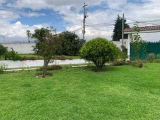 Foto 13 de Venta  2000 m2 Terreno con casa y departamento sector Pifo