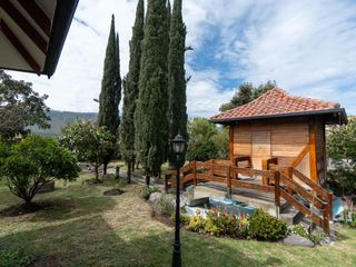 Foto 3 de $495.000 - Casa de Venta en Mitad del Mundo – Ideal para Vivienda, Hosteria o Restaurante