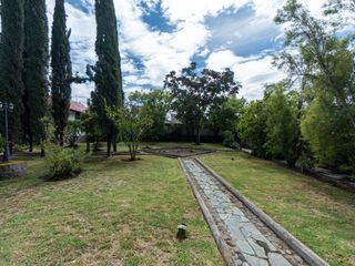 Foto 45 de $495.000 - Casa de Venta en Mitad del Mundo – Ideal para Vivienda, Hosteria o Restaurante