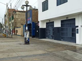 Foto 1 de LOCAL COMERCIAL REMODELADO 95m² - AV. GUARDIA CIVIL CHORRILLOS - IDEAL FARMACIA/CONSULTORIO