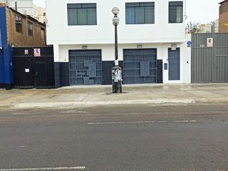 Foto 2 de LOCAL COMERCIAL REMODELADO 95m² - AV. GUARDIA CIVIL CHORRILLOS - IDEAL FARMACIA/CONSULTORIO