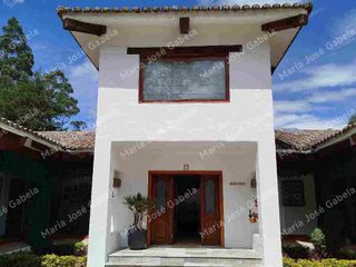 Foto 3 de EN VENTA CASA DE LUJO DE 1 PLANTA, DE 4 DORMOTORIOS Y UNA SUITE  CON ESTUDIO, EN PIFO, A 5MIN DE LA RUTA VIVA