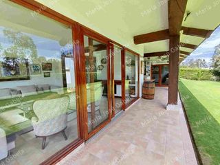 Foto 10 de EN VENTA CASA DE LUJO DE 1 PLANTA, DE 4 DORMOTORIOS Y UNA SUITE  CON ESTUDIO, EN PIFO, A 5MIN DE LA RUTA VIVA